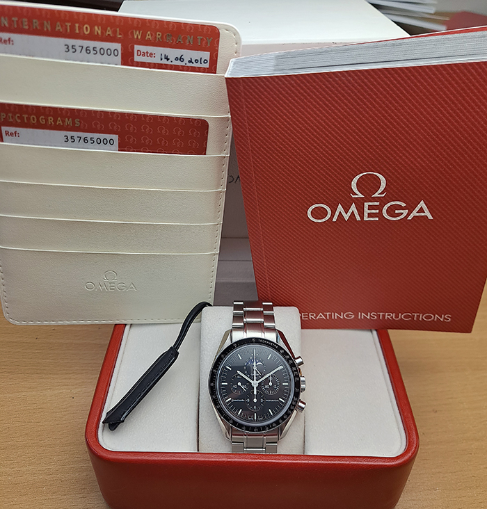 Omega Speedmaster Professional Moonwatch Moonphase Chronograph Wristwatch Ref. 3576.50